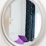 Lägenhet Apartment Purple Magic